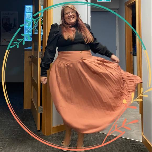 Meet your Posher, Cc - Picture 1 of 1